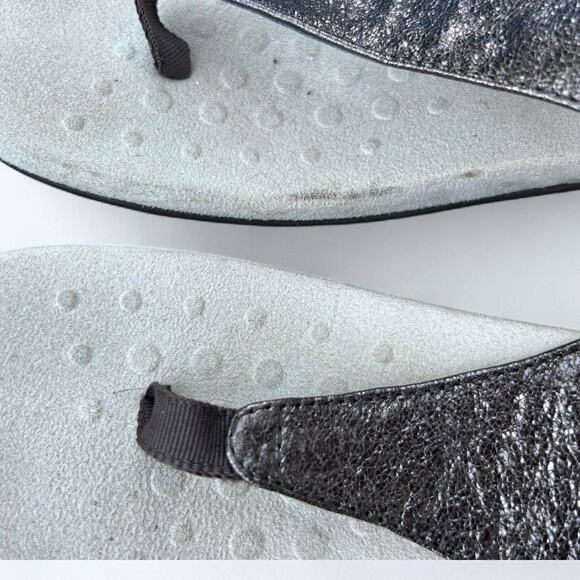 Vionic Women's Kirra Bronze Metallic Thong Sling Back Comfort Sandal size 9.5 - Picture 4 of 12